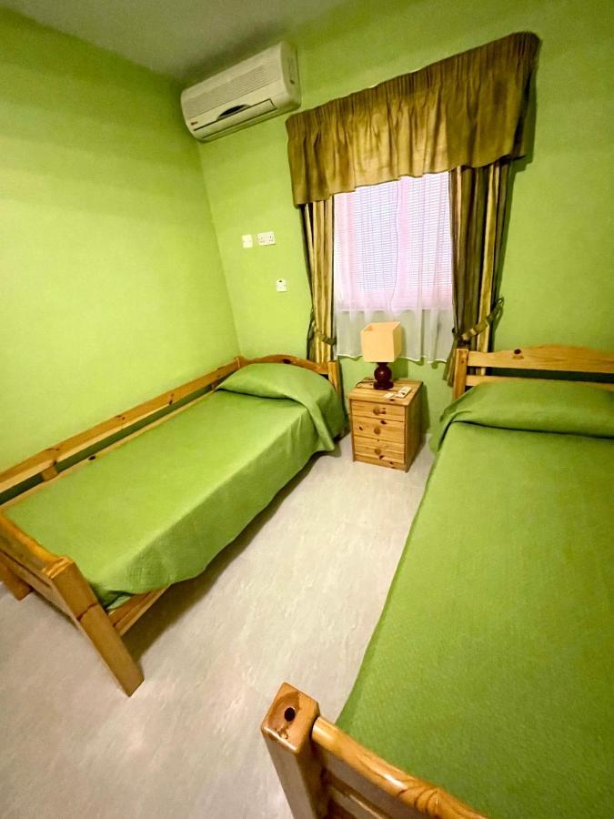 Regent Court - 3 Bedroom Apartment Within Walking Distance From Seafront 세인트폴스베이 외부 사진