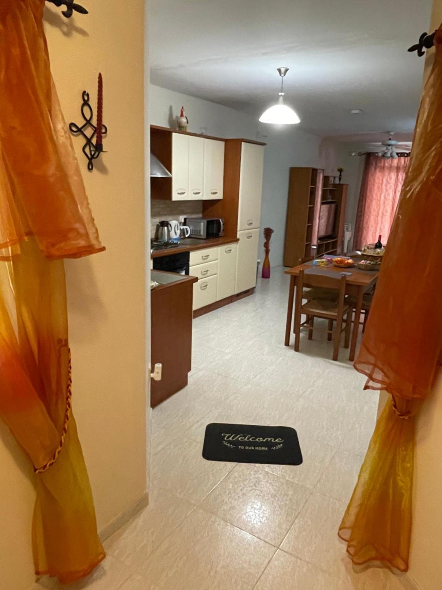Regent Court - 3 Bedroom Apartment Within Walking Distance From Seafront 세인트폴스베이 외부 사진